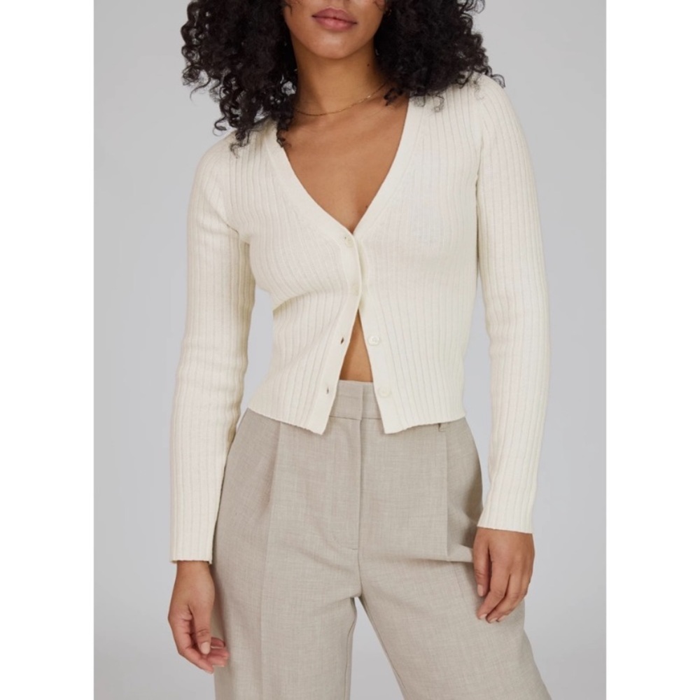 Aritzia Wilfred Manila Cardigan Light Birch white